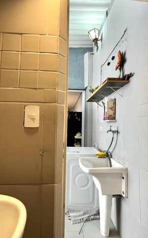 Apartamento à venda com 145m², 3 quartos e 3 vagas Apartamento à venda com 145m², 3 quartos e 3 vagasLavabo