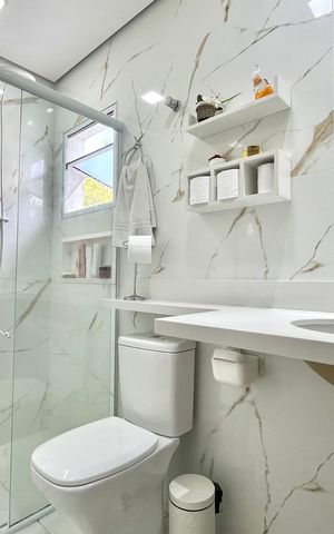 Apartamento à venda com 145m², 3 quartos e 3 vagas Apartamento à venda com 145m², 3 quartos e 3 vagasBanheiro da Suíte
