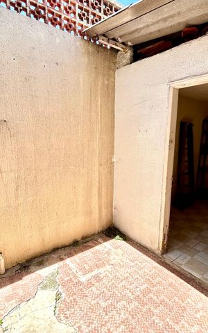 Casa à venda com 150m², 2 quartos e 1 vaga Casa à venda com 150m², 2 quartos e 1 vagaQuintal