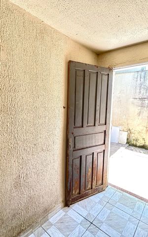 Casa à venda com 150m², 2 quartos e 1 vaga Casa à venda com 150m², 2 quartos e 1 vagaÁrea de Serviço