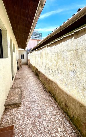 Casa à venda com 150m², 2 quartos e 1 vaga Casa à venda com 150m², 2 quartos e 1 vagaQuintal