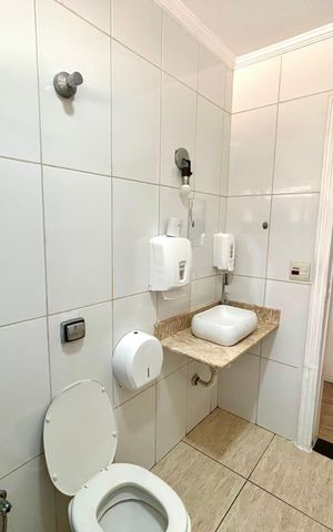 Casa à venda com 150m², 2 quartos e 1 vaga Casa à venda com 150m², 2 quartos e 1 vagaBanheiro