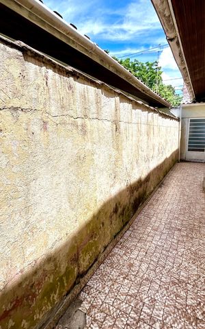 Casa à venda com 150m², 2 quartos e 1 vaga Casa à venda com 150m², 2 quartos e 1 vagaQuintal