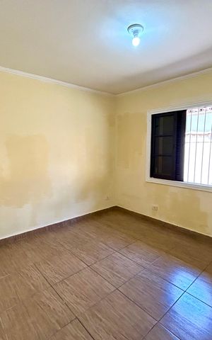 Casa à venda com 150m², 2 quartos e 1 vaga Casa à venda com 150m², 2 quartos e 1 vagaQuarto 1