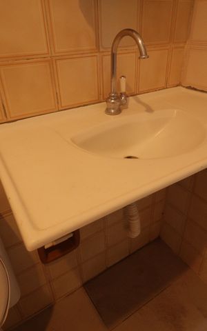 Casa à venda com 5000m², 2 quartos e 3 vagasBanheiro