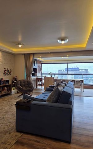 Apartamento à venda com 168m², 3 quartos e 3 vagas