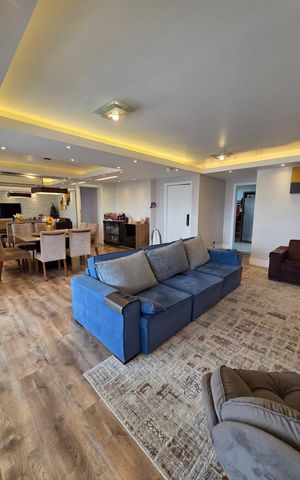 Apartamento à venda com 168m², 3 quartos e 3 vagas