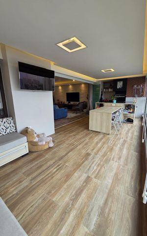 Apartamento à venda com 168m², 3 quartos e 3 vagas