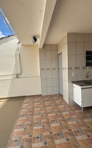Casa à venda com 260m², 3 quartos e 4 vagas Casa à venda com 260m², 3 quartos e 4 vagasÁrea comum - Churrasqueira