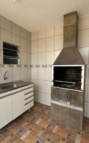 Casa à venda com 260m², 3 quartos e 4 vagas Casa à venda com 260m², 3 quartos e 4 vagasÁrea comum - Churrasqueira