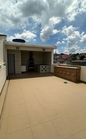 Casa à venda com 260m², 3 quartos e 4 vagas Casa à venda com 260m², 3 quartos e 4 vagasÁrea comum - Churrasqueira