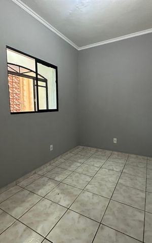 Casa à venda com 260m², 3 quartos e 4 vagas Casa à venda com 260m², 3 quartos e 4 vagasQuarto 2
