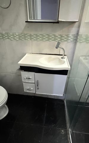 Casa à venda com 260m², 3 quartos e 4 vagas Casa à venda com 260m², 3 quartos e 4 vagasBanheiro Social