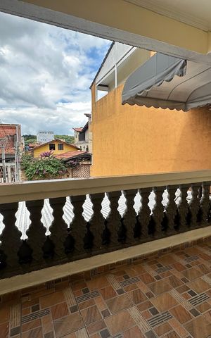 Casa à venda com 260m², 3 quartos e 4 vagas Casa à venda com 260m², 3 quartos e 4 vagasVaranda da Suíte