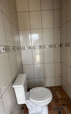 Casa à venda com 260m², 3 quartos e 4 vagas Casa à venda com 260m², 3 quartos e 4 vagasBanheiro de Serviço