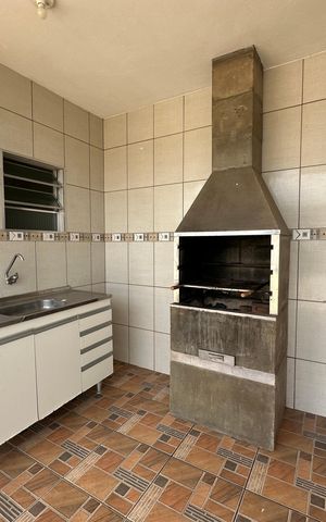 Casa à venda com 260m², 3 quartos e 4 vagas Casa à venda com 260m², 3 quartos e 4 vagasÁrea comum - Churrasqueira