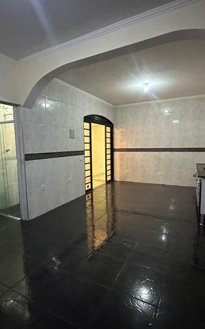 Casa à venda com 260m², 3 quartos e 4 vagas Casa à venda com 260m², 3 quartos e 4 vagasCozinha