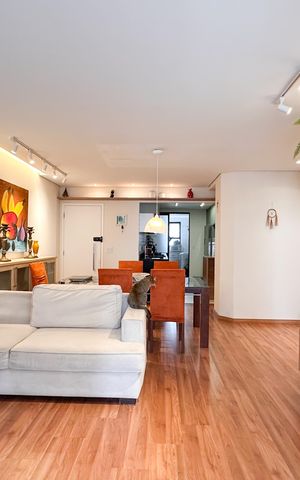 Apartamento à venda com 120m², 4 quartos e 2 vagas Apartamento à venda com 120m², 4 quartos e 2 vagasSala