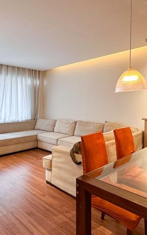 Apartamento à venda com 120m², 4 quartos e 2 vagas Apartamento à venda com 120m², 4 quartos e 2 vagasSala