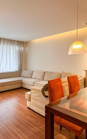 Apartamento à venda com 120m², 4 quartos e 2 vagas Apartamento à venda com 120m², 4 quartos e 2 vagasSala