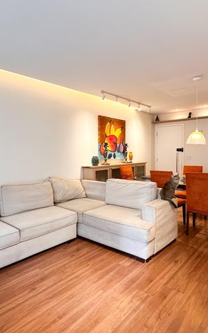 Apartamento à venda com 120m², 4 quartos e 2 vagas Apartamento à venda com 120m², 4 quartos e 2 vagasSala