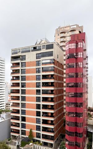 Apartamento à venda com 120m², 4 quartos e 2 vagas Apartamento à venda com 120m², 4 quartos e 2 vagasVista do Quarto