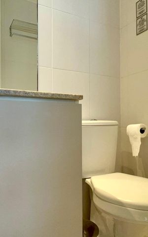 Studio para alugar com 30m², 1 quarto e 1 vaga Studio para alugar com 30m², 1 quarto e 1 vagaBanheiro
