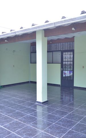 Casa para alugar com 240m², 3 quartos e 2 vagasQuintal