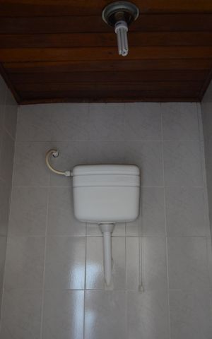 Casa para alugar com 240m², 3 quartos e 2 vagasBanheiro de Servilço