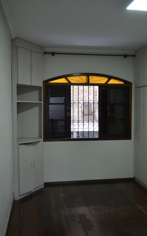 Casa para alugar com 240m², 3 quartos e 2 vagasQuarto Suite 1