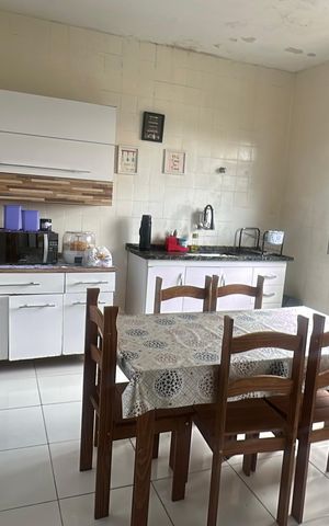 Casa à venda com 320m², 6 quartos e 2 vagas Casa à venda com 320m², 6 quartos e 2 vagasCozinha