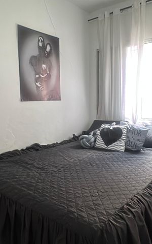 Casa à venda com 320m², 6 quartos e 2 vagas Casa à venda com 320m², 6 quartos e 2 vagasQuarto 2