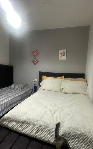 Casa à venda com 320m², 6 quartos e 2 vagas Casa à venda com 320m², 6 quartos e 2 vagasQuarto 1