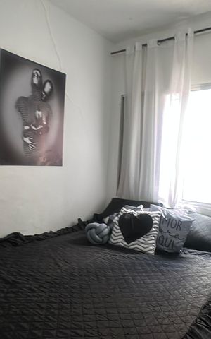 Casa à venda com 320m², 6 quartos e 2 vagas Casa à venda com 320m², 6 quartos e 2 vagasQuarto 2