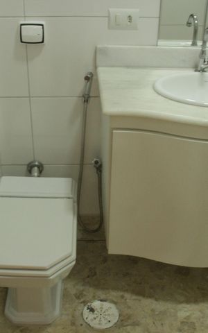 Apartamento para alugar com 210m², 3 quartos e 2 vagasBanheiro da Suíte 2