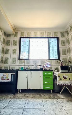 Casa à venda com 176m², 3 quartos e 1 vaga