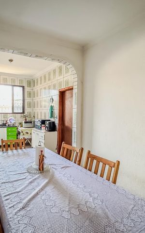 Casa à venda com 176m², 3 quartos e 1 vaga