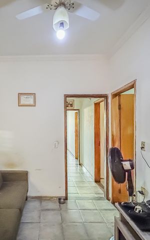 Casa à venda com 176m², 3 quartos e 1 vaga