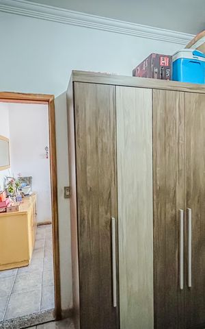 Casa à venda com 176m², 3 quartos e 1 vaga