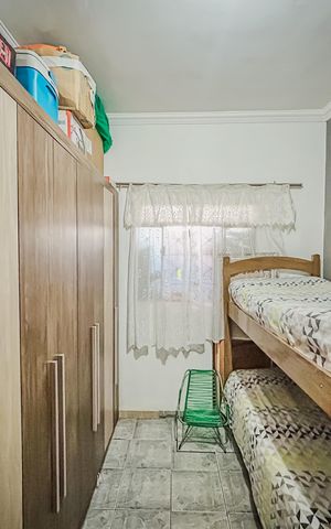 Casa à venda com 176m², 3 quartos e 1 vaga
