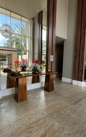 Casa de condomínio para alugar com 42m², 1 quarto e 1 vagaHall de entrada