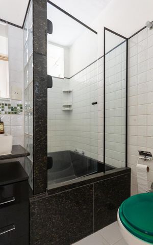 Apartamento à venda com 84m², 2 quartos e 1 vagaBanheiro