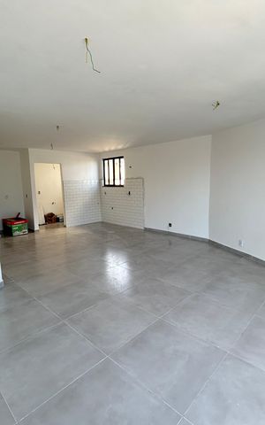 Apartamento para alugar com 100m², 2 quartos e 1 vagaSala