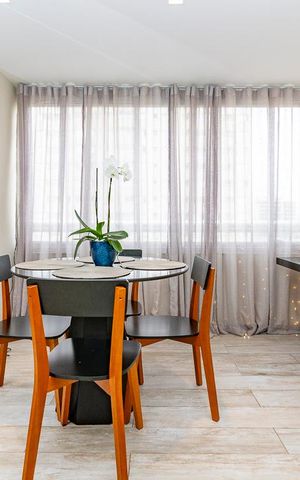 Apartamento à venda com 71m², 2 quartos e 2 vagas Apartamento à venda com 71m², 2 quartos e 2 vagasSala