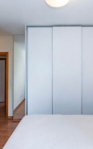 Apartamento à venda com 71m², 2 quartos e 2 vagas Apartamento à venda com 71m², 2 quartos e 2 vagasSuíte