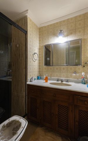Apartamento à venda com 100m², 3 quartos e 2 vagasBanheiro