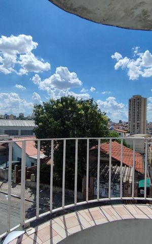 Casa de condomínio à venda com 270m², 4 quartos e sem vaga Casa de condomínio à venda com 270m², 4 quartos e sem vagaVaranda