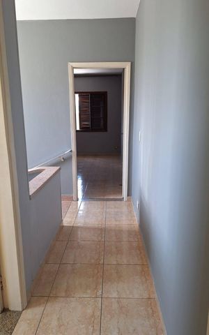 Casa à venda com 140m², 3 quartos e 2 vagas