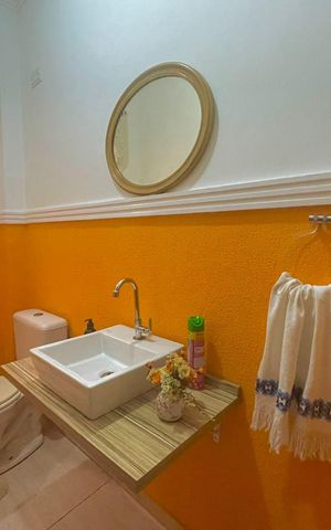 Casa à venda com 175m², 3 quartos e 4 vagas Casa à venda com 175m², 3 quartos e 4 vagasBanheiro 3