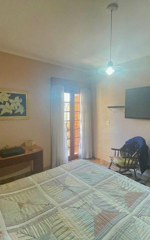 Casa à venda com 175m², 3 quartos e 4 vagas Casa à venda com 175m², 3 quartos e 4 vagasQuarto 1